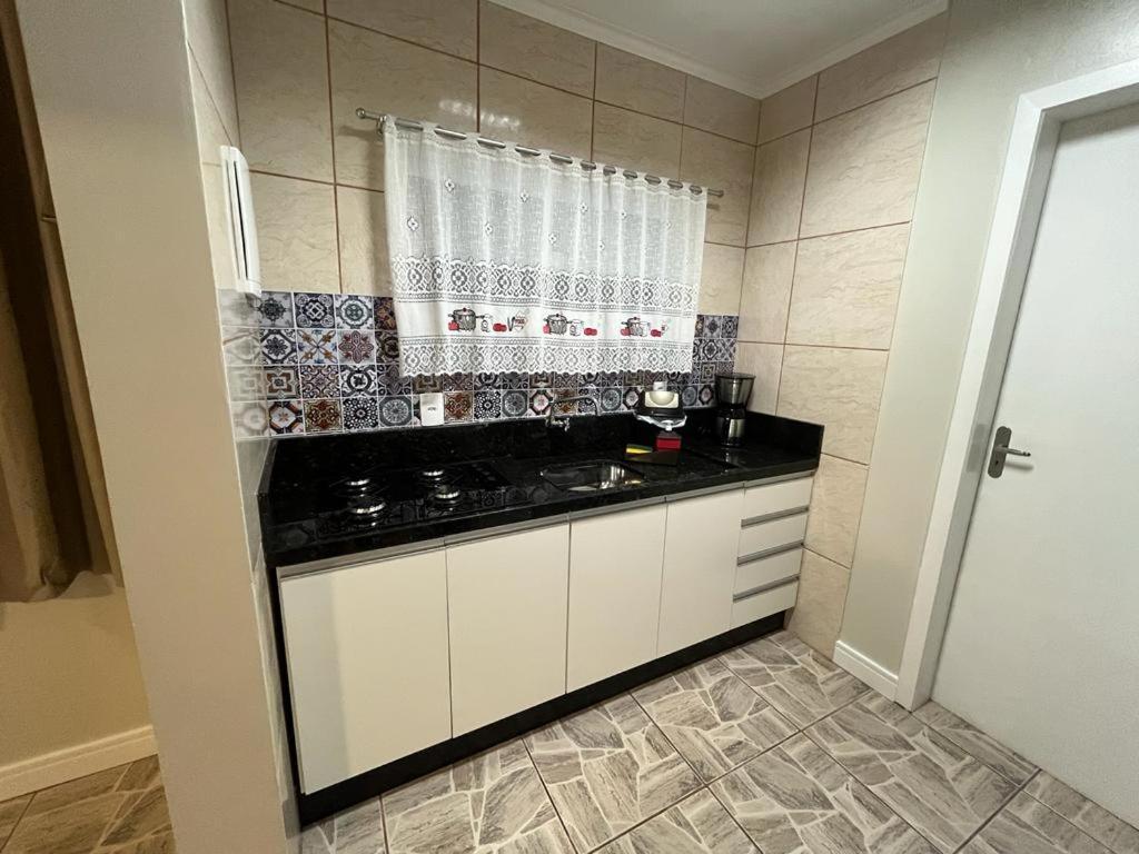 Residencial Bernardo 1 Dormitorio Florianópolis Екстериор снимка